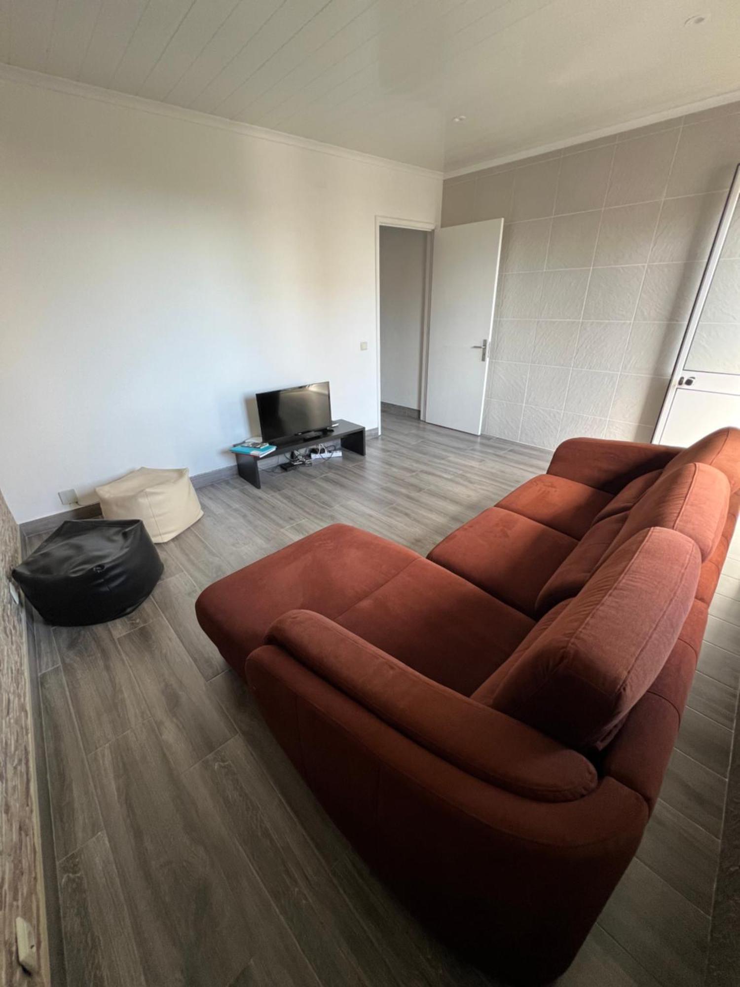 Casa A 2 Minutos A Pe De Piscina Natural Ponta Delgada Eksteriør billede