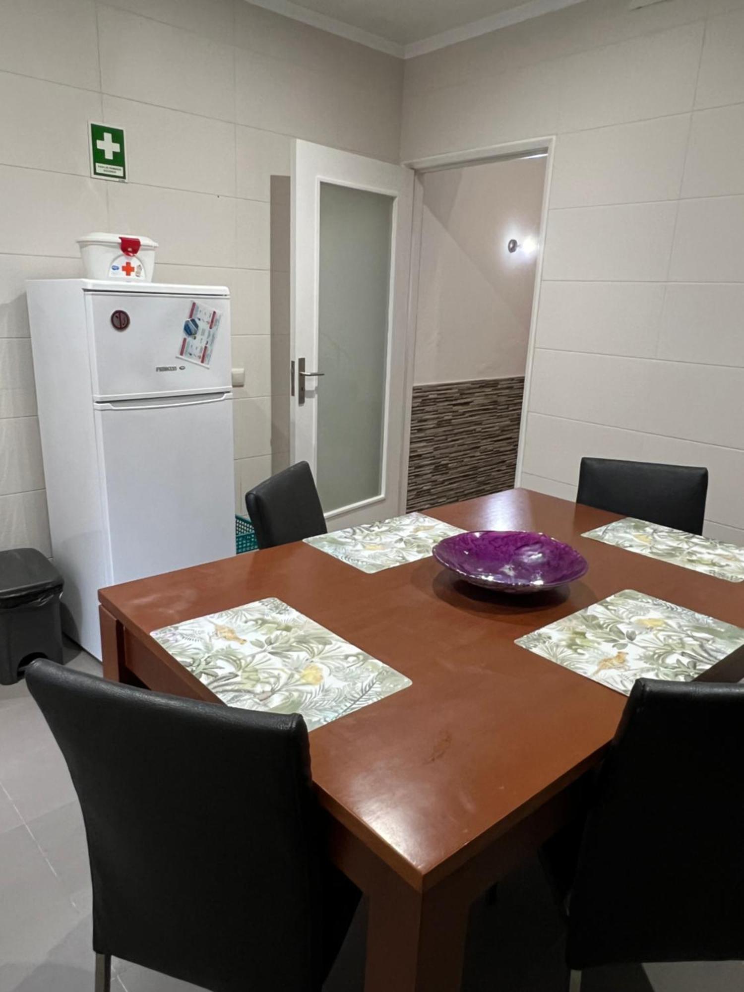 Casa A 2 Minutos A Pe De Piscina Natural Ponta Delgada Eksteriør billede