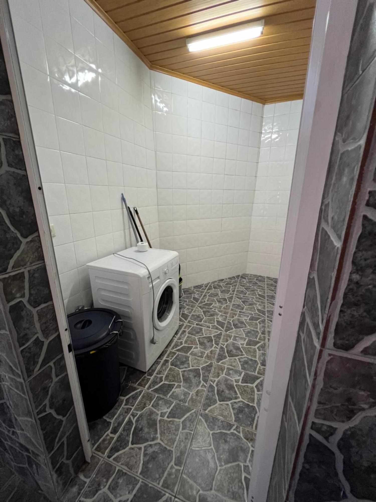 Casa A 2 Minutos A Pe De Piscina Natural Ponta Delgada Eksteriør billede